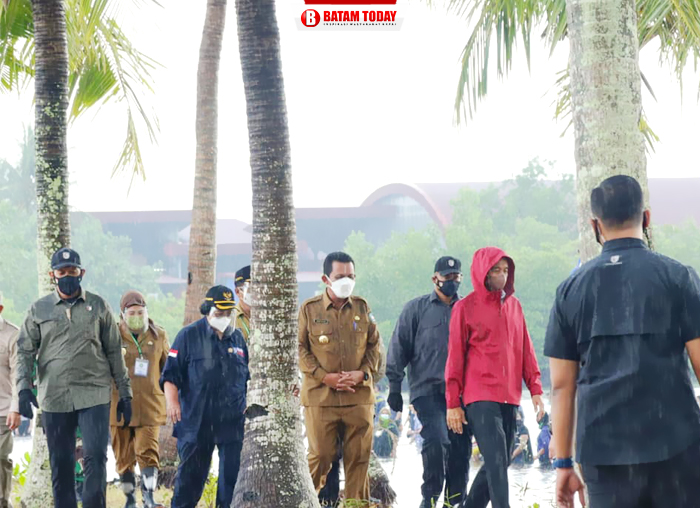 Presiden RI, Joko Widodo saat tiba di Pulau Setokok, Batam